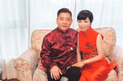 婚礼妈妈礼服穿什么合适