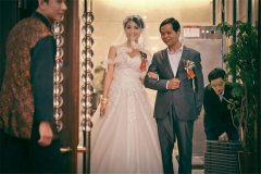 婚礼现场父亲感人讲话 2019婚礼父亲温馨简短致辞