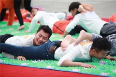 2019接新娘堵门游戏