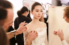 不会选婚纱？学学这些明星