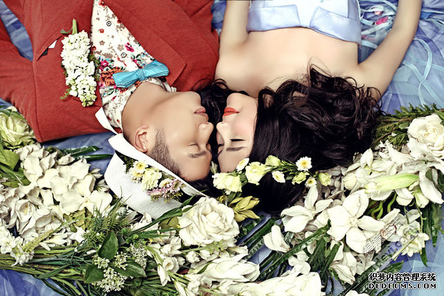 搞笑结婚祝福语   结婚祝福也很轻松哦.png