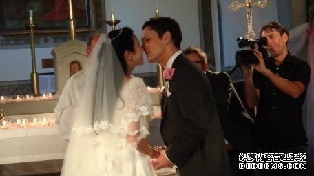 莫文蔚婚礼 缘来还是你1.png