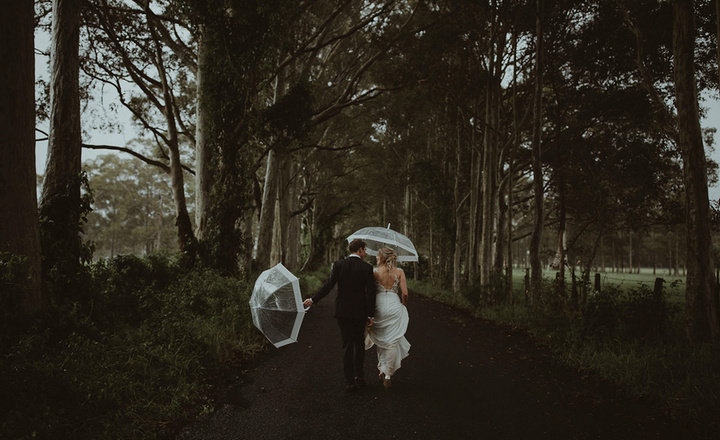 33浪漫雨中婚纱照，感受不一样的美~